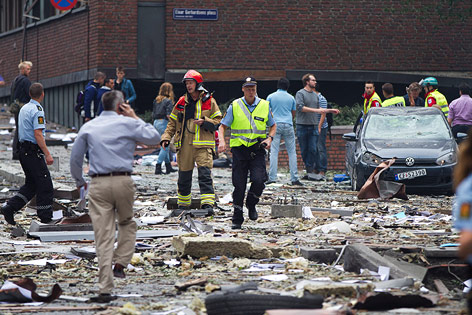 © APA/EPA/ÿijord, Thomas Winje Aufräumarbeiten im Regierungsviertel von Oslo nach der Explosion