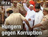 Anne Hazare nach Enthaftung
