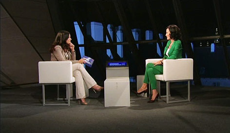 © ORF Moderatorin Ingrid Thurnher im Gespräch mit Grünen-Chefin Eva Glawischnig