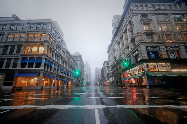 © Reuters/Mike Segar Verlassene 6th Avenue in Manhatten