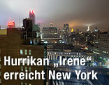 New Yorker Skyline mit nahendem Hurrikan "Irene"
