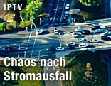 Luftaufnahme einer amerikanischen Straßenkreuzung