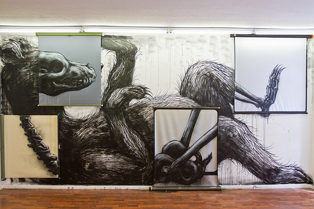 © ORF.at/Dominique Hammer Skizze des Streetart-Künstlers ROA zeigt einen Bären mit Teilen seines Skeletts