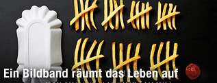Pommes Frittes sind in Gruppen zu je Fünf Stück sortiert