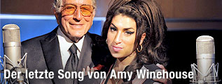 Tony Bennett und Amy Winhouse w&auml;hrend ihrer Studiosession in London