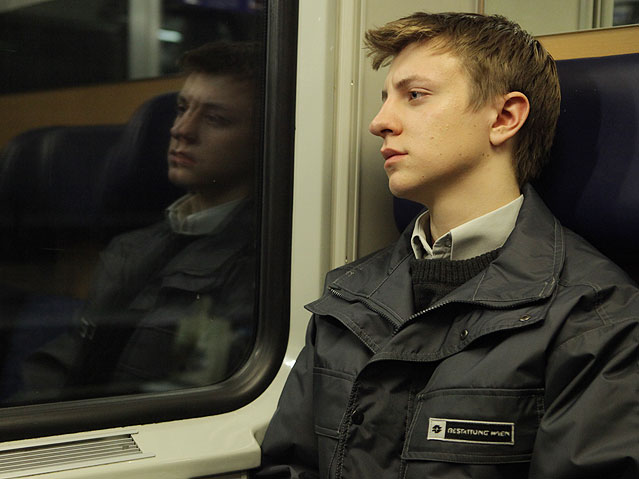 © Thimfilm Filmszene mit Thomas Schubert in der U-Bahn