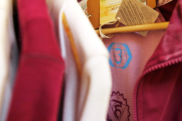© ORF.at/Birgit Hajek Weste mit Chakra-Symbol