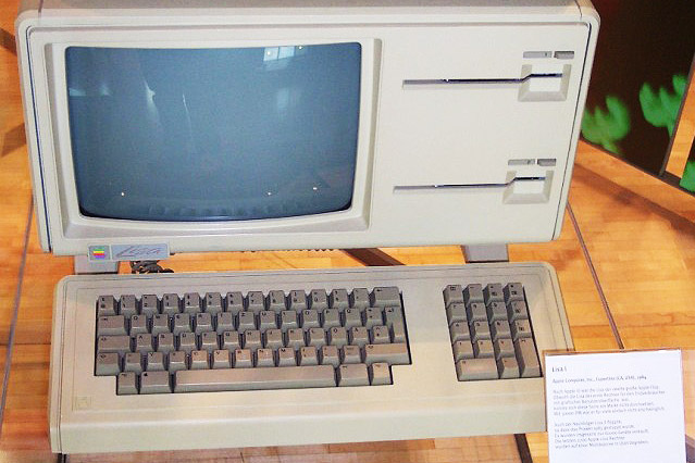 © Mschlindwein Apple Lisa