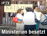 Demonstranten vor Ministerium
