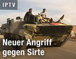 Panzer vor Sirte in Libyen