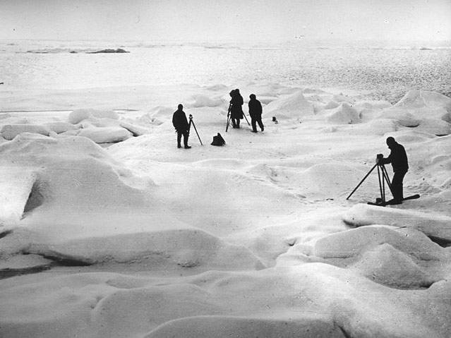 © Ohio State University Libraries Forscher am Eis