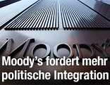 Moody's-Schild auf einem Geb&auml;ude