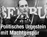 Schwarz-Weiß-Aufnahme von Frankreichs Ex-Präsident Jacques Chirac