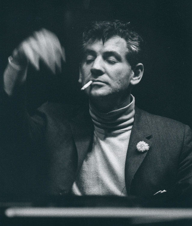 © Lisl Steiner Leornard Bernstein