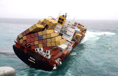 Das Schiff Rena gestrandet in Neuseeland