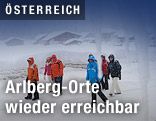Menschen in Winterlandschaft