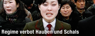 Trauernde Frauen bei Kim Jong Begräbnis
