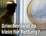 Silhouette eines Manns neben einer Euro-Werbung