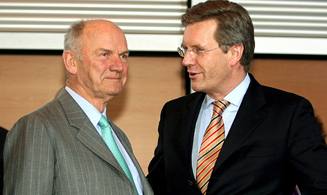 Ferdinand Piech (L) mit Christian Wulff (R)