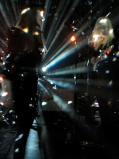 Darkness Falls in dunklem Disco Club