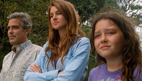 © 2011 Twentieth Century Fox George Clooney, Shaileen Woodley, Amara Miller in "The Descandants"
