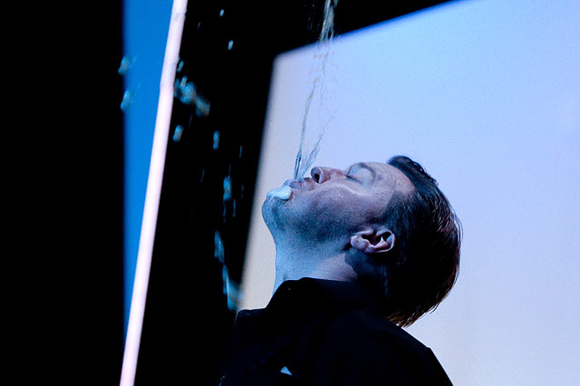 © Burgtheater/Reinhard Werner Szenenfoto "Endstation Sehnsucht" von Tennessee Williams am Burgtheater
