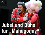 Christopher Ventris als "Jim Mahoney" und Angelika Kirchschlager als "Jenny Hill"