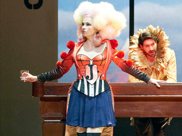 © Wiener Staatsoper/Michael Poehn Szene aus "Aufstieg und Fall der Stadt Mahagonny"