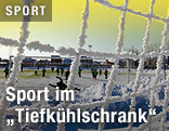 Eingefrorenes Fußballtor