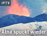 Der Ätna spuck Lava