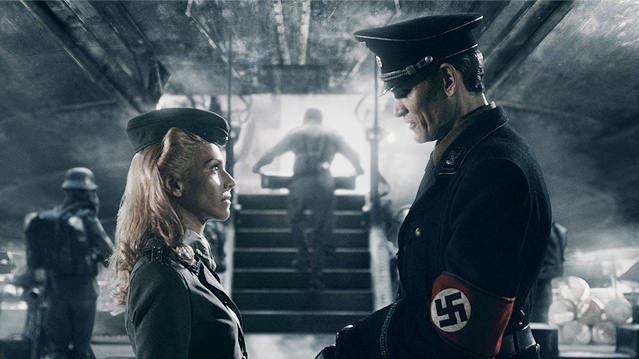 © Blind Spot Götz Otto und Julia Dietze "Iron Sky"