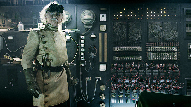 © Blind Spot Tilo Prückner in "Iron Sky"