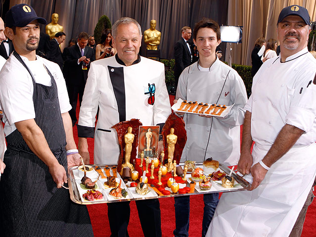 © Reuters/Lucas Jackson Wolfgang Puck mit Koch-Crew