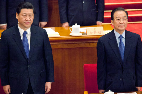 © APA/EPA/Adrian Bradshaw Premier Wen Jiabao und potentieller Nachfolger Xi Jinping