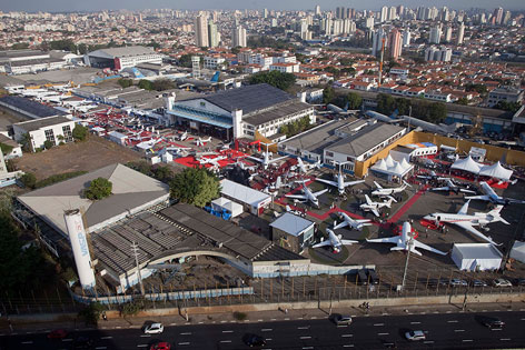 © AP/Andre Penner Blick über Flughafen von Sao Paulo