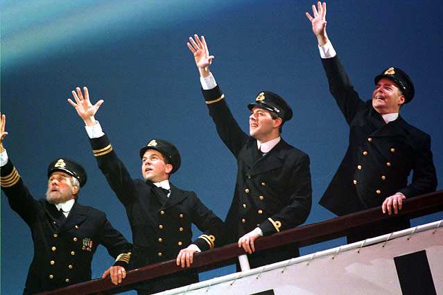© Reuters/Jeff Christensen Szene aus dem Musical "Titanic", das am 1997 am Broadway in New York Premiere feierte