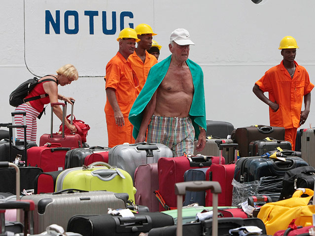 Passagiere des Kreuzfahrtschiffs "Costa Allegra"