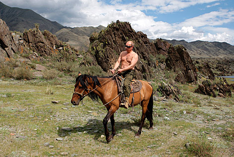 © Reuters/RIA Novosti/Alexei Druzhini Putin reitet auf einem Pferd