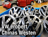 VW-Logos in einem VW-Werk