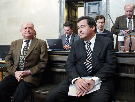 © APA/Georg Hochmuth Johann Zwettler und Wolfgang Floettl während dem Bawagprozess