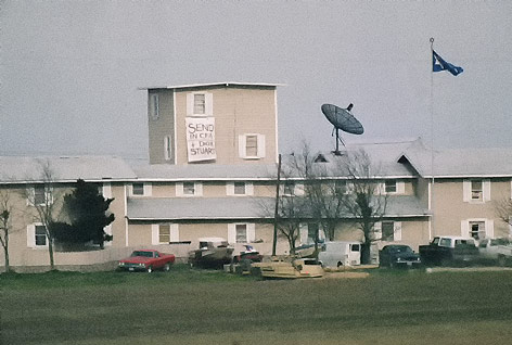 © dapd/AP/Rick Bowmer Gebäude der Branch-Davidianer-Sekte in Waco, Texas