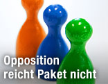 Grüner, blauer und oranger Spielkegel