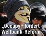Occupy-Demonstrant mit Guy-Fawkes-Maske