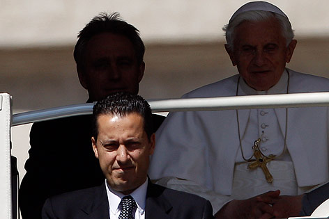© Reuters/Alessandro Bianchi Kammerdiener Paolo Gabriele sitzt vor dem Papst