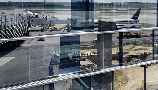 © Flughafen Wien AG/Roman Bönsch Skylink Baustelle, Flughafen Wien AG, Terminal Airside-Fassade, am 25.05.2007