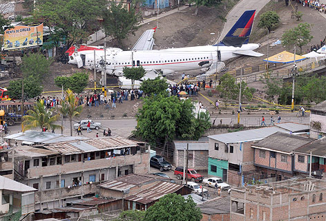 © APA/EFE/Gustavo Amador Flugzeugabsturz in Honduras