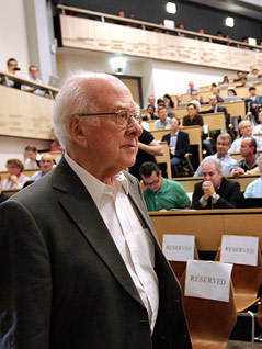 © Reuters/Denis Balibouse Britischer Forscher Peter Higgs