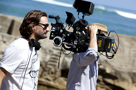 © Polyfilm Frederic Beigbeder am Filmset