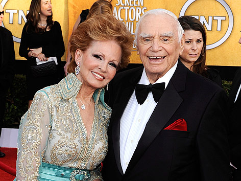 © APA/EPA/Mike Nelson Ernest Borgnine und Ehefrau Tova Traesnaes