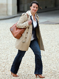© AP/Thibault Camus Frankreichs Wohnbauministerin Cecile Duflot in Jeans